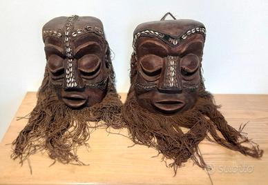 Due maschere tribali africane