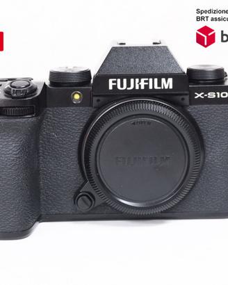 Fuji X-S10