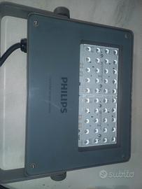 faro a led philips 