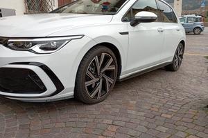 VOLKSWAGEN Golf 8ª serie - 2024