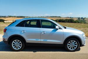 Audi Q3 2.0 TDI quattro Business 04/2015