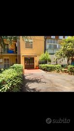 Stanza studio privato associato