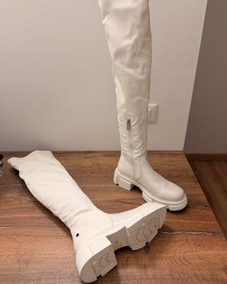 Stivali alti bianchi 38