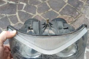 FARO ANTERIORE APRILIA SR