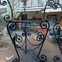 portavasi in ferro battuto 