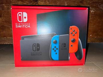 Nintendo Switch come nuova completa leggi descrizi