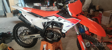 KTM sx-f 250 del 2023