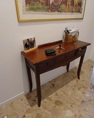 Mobiletto in legno antico