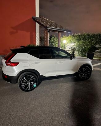 Volvo XC40 R-Design D4 ADW - Full Optional - Tetto