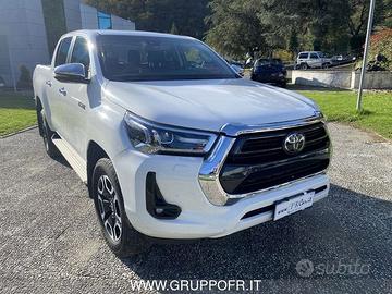 Toyota Hilux 2.4 D-4D 4WD 4 porte Double Cab ...