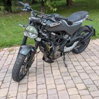 Husqvarna Svartpilen 401