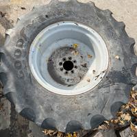 Pneumatici con cerchio 480/65R24
