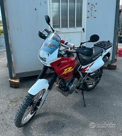 Honda NX 650 Dominator