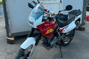 Honda NX 650 Dominator