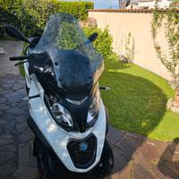 SCOOTER PIAGGIO MP350 SPORT