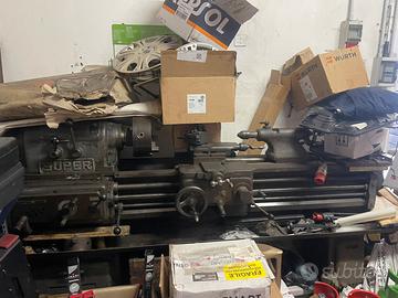 Tornio e mole su cavalletto