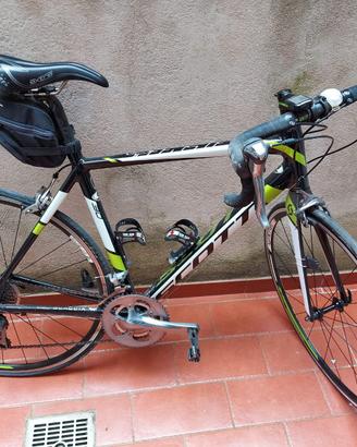 Bici da corsa Scott Speedster 30
