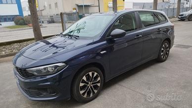 FIAT TIPO S.W. 1.6 MJD ( AUTOCARRO )
