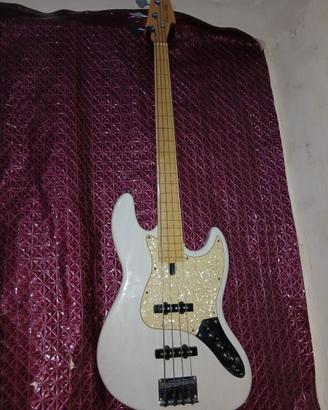 Basso fretless Sire Marcus Miller M1 come nuovo