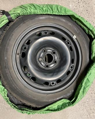 Cerchi acciaio per gomme invernali