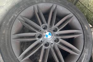 CERCHI DA 17’ E GOMME BMW