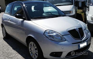 Lancia Y momo 1.2cc benzina