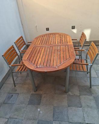 Set tavolo da esterno con 4 sedie in legno