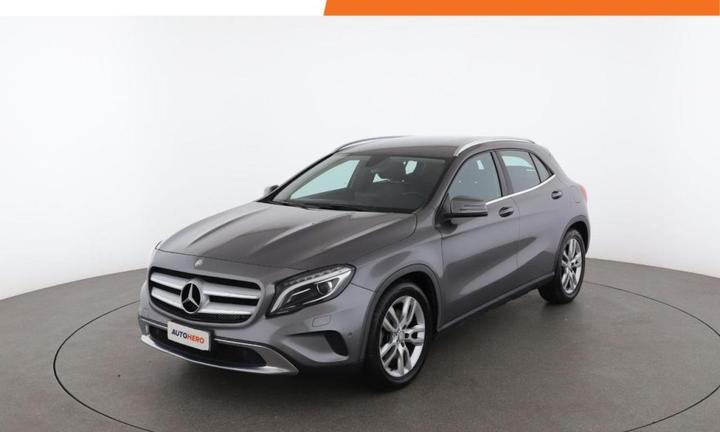 MERCEDES-BENZ GLA 250 GF60922