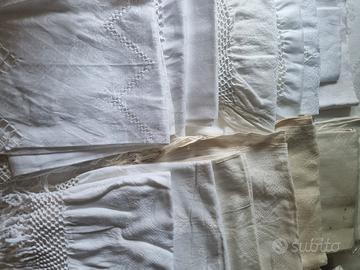 asciugamani lino con frange  biancheria  stock