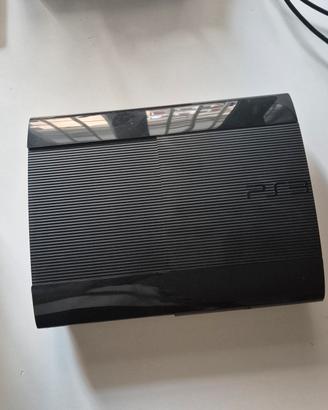 Sony PS3 Super Slim 500GB + 2 Controller