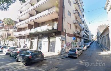 Appartamento di 125 mq, zona piazza Roma