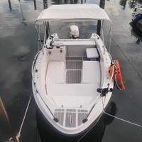 Barca a motore 5mt Evinrude 2t