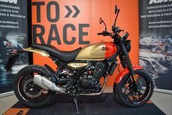 Royal Enfield Guerrilla 450 ABS - 1200 KM - GARANZ