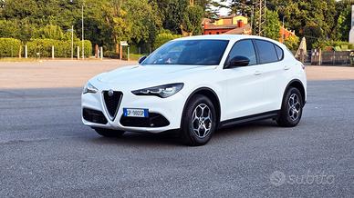 Alfa Romeo STELVIO 2.2 Turbo Diesel 160CV Super AT