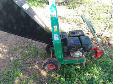 Cippatore biotrituratore