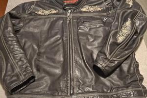 Giubbotto in pelle da moto