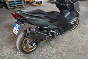 Tmax 560