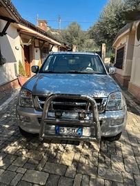 Pick up pickup fuoristrada isuzu dmax