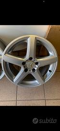 4 Cerchi in Lega Mercedes