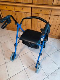 Deambulatore pieghevole 