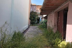 Uras - Indipendente interamente da ristrutturare