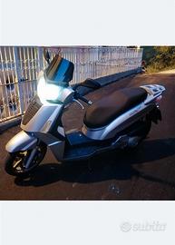Kymco People 250