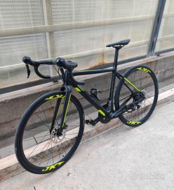 Bici  da corsa elettrica assistita