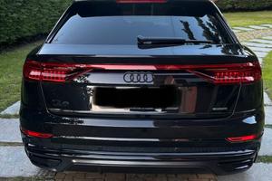 AUDI Q8  45  tdi mhev 170KW S-LINE 2023