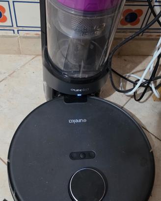 Robot Eureka aspirapolvere lavapavimenti