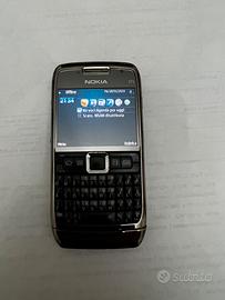 Nokia E71