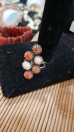 anello in argento e corallo