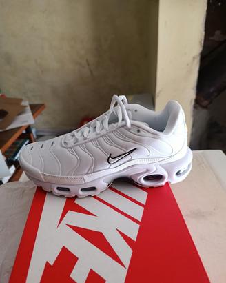 scarpe Nike TN varie misure 