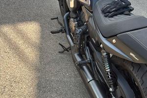 Moto QJ