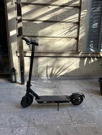 Monopattino elettrico Vivo